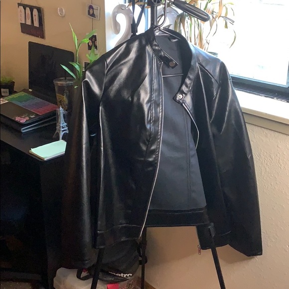 Not my size - Picture 2 of 4